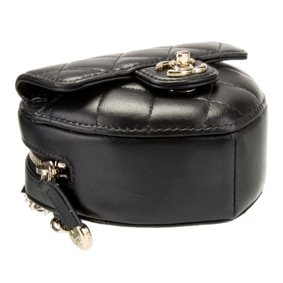 Chanel Black Quilted Lambskin mini Heart Belt Bag with Authentic card /dust bag - Picture 4 of 6